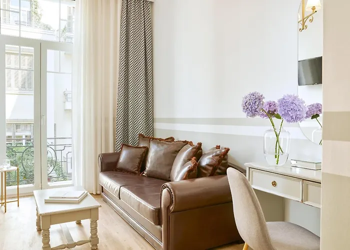 Luxembourg Tesalónica