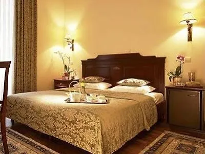 Luxembourg 3* Selanik