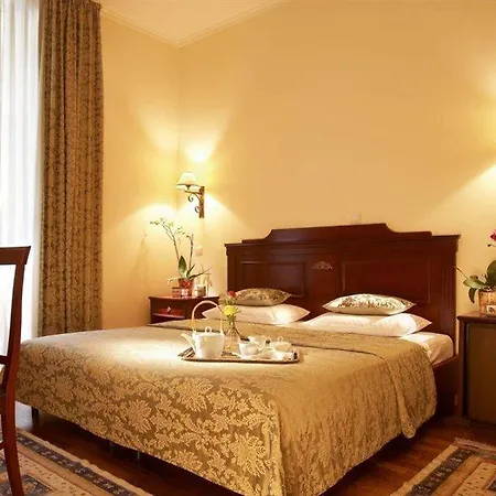 Luxembourg Hotel